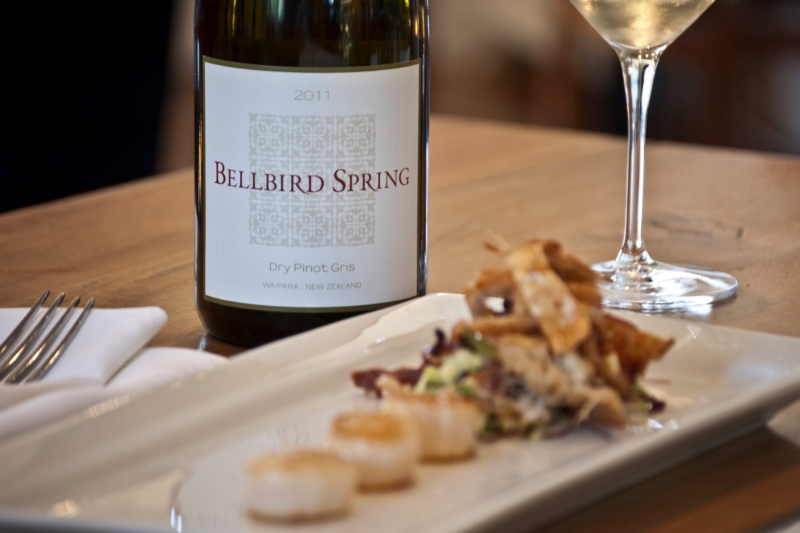 food-bellbird-spring-wine